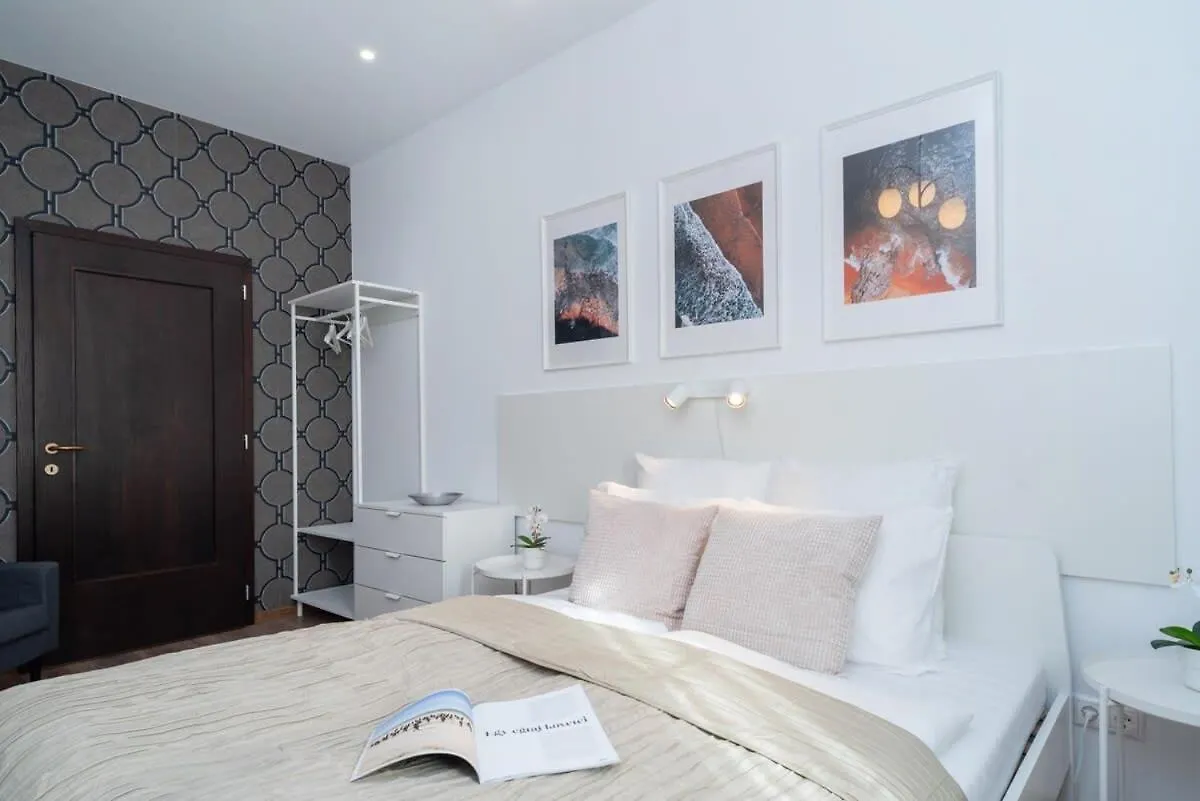 Stylish Apartment Under The Buda Castle Budapest