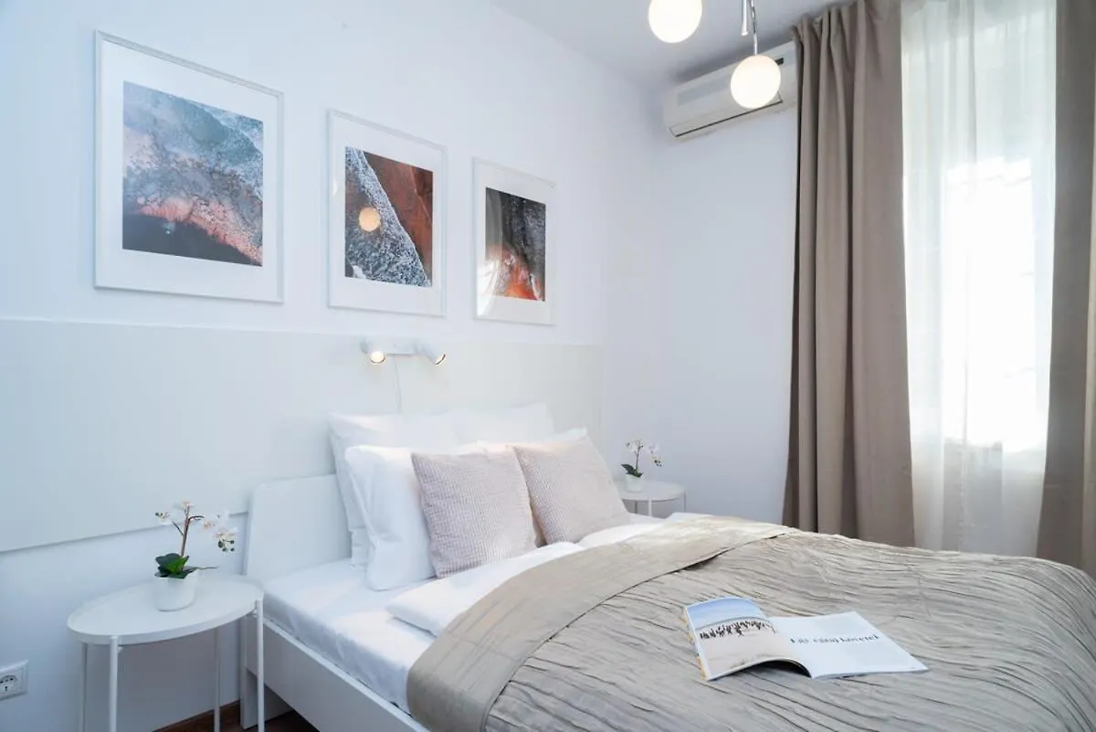 Stylish Apartment Under The Buda Castle Budapest Hungary